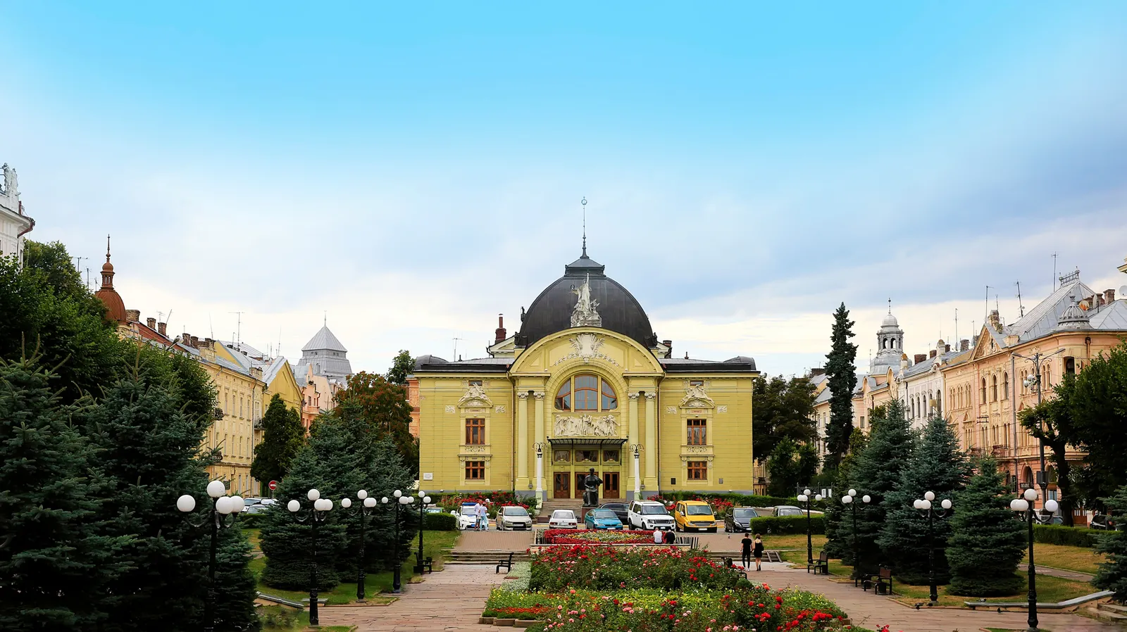 <b>Teatrul Olha Kobyljanska din Cernăuți</b>
