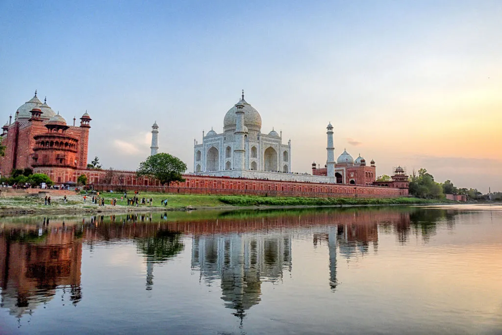 <b>Taj Mahal, Agra, India</b>