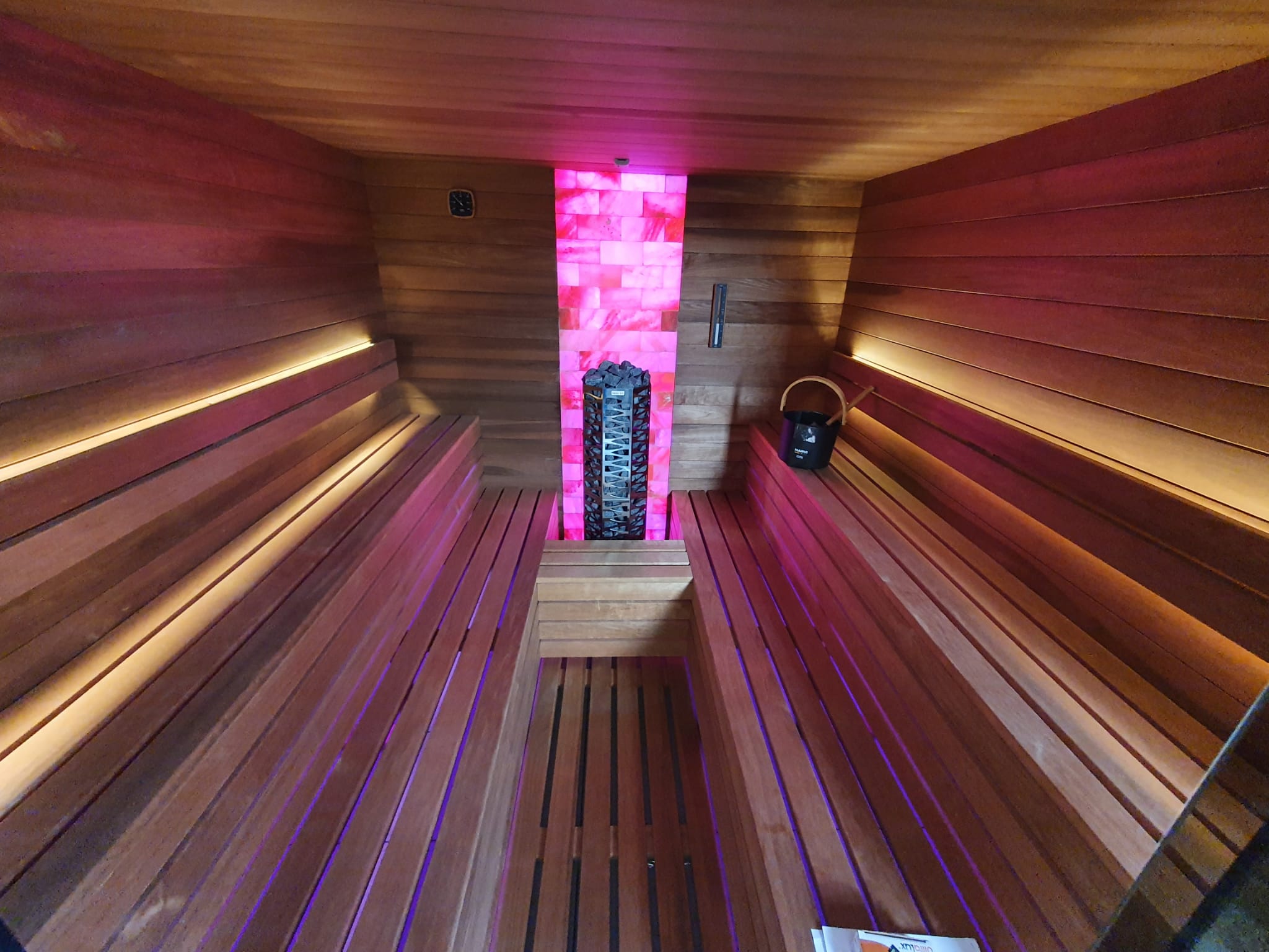 Sauna cu perete din cărămizi din sare de Himalaya - Hidrostyle